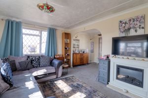 Lounge- click for photo gallery